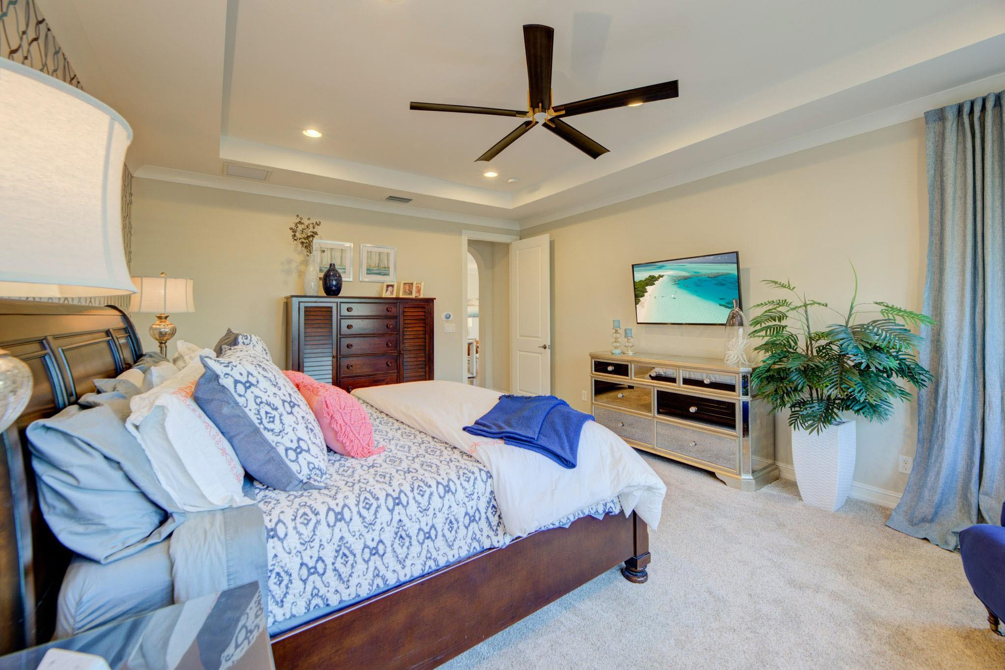 Bruschi Prop 180-105 B - Residential