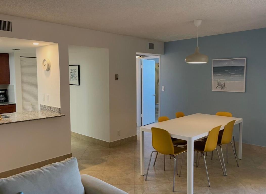 LAVERS DELRAY RACQUET CLUB CONDO - Residential