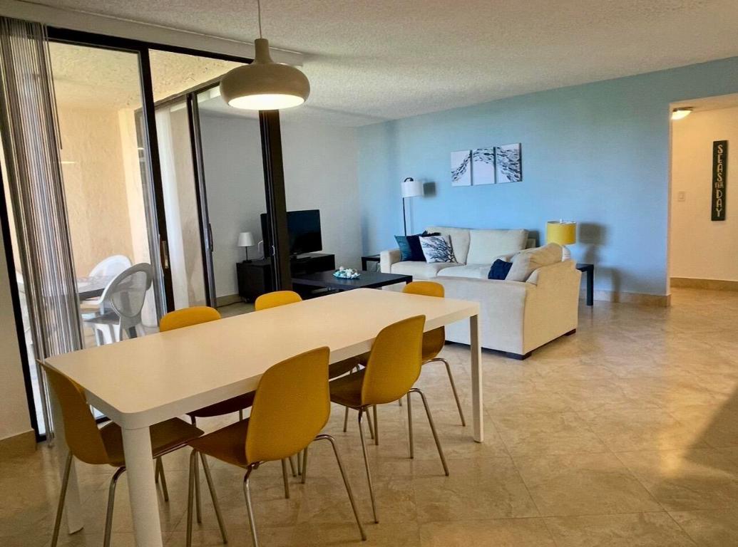 LAVERS DELRAY RACQUET CLUB CONDO - Residential
