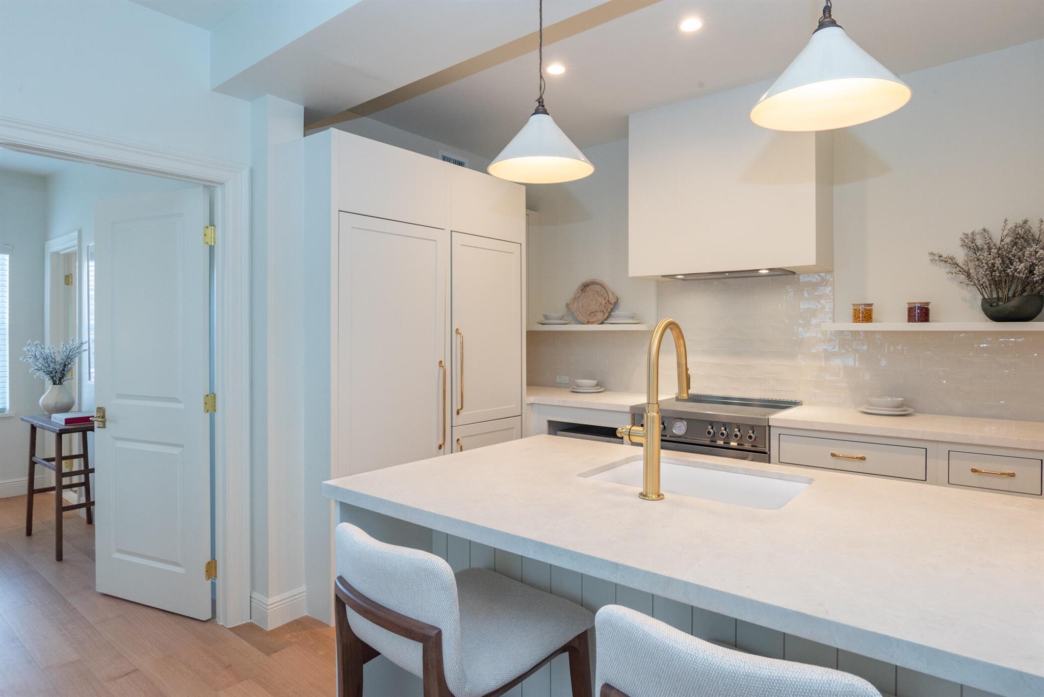 FLORAL PARK - Residential Lease