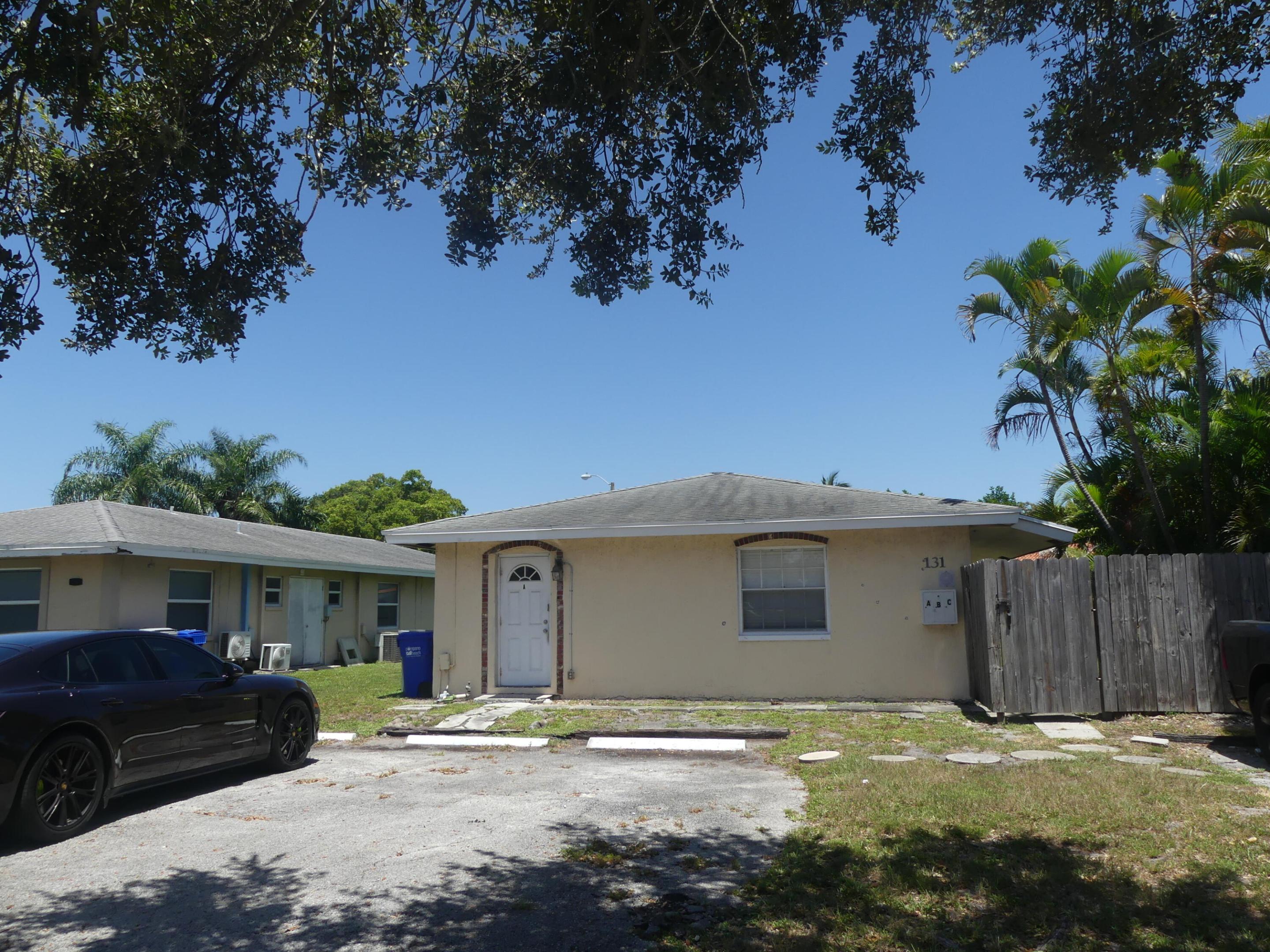 131 SW 15TH Street 1-3