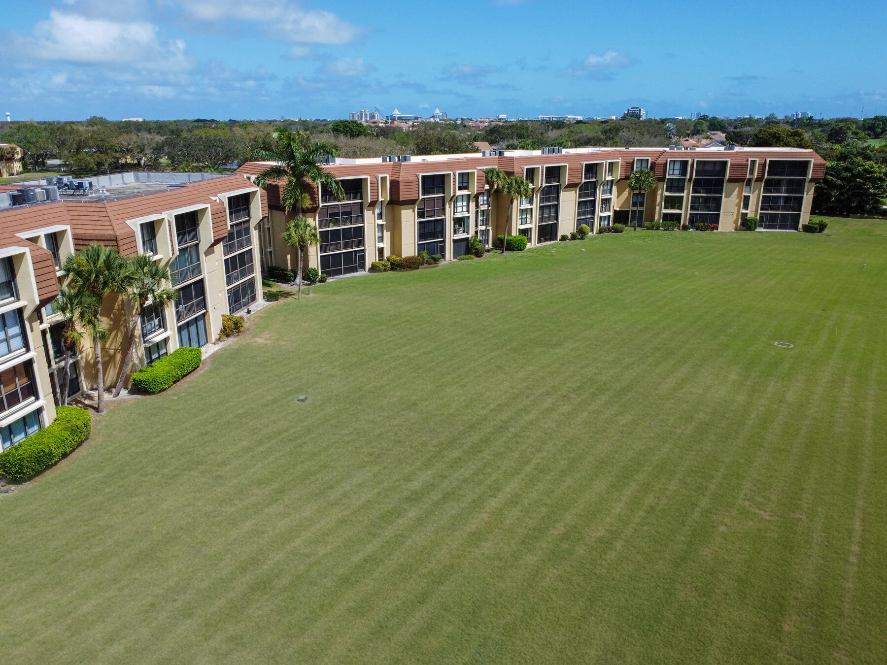 Woodland Lakes - Residential