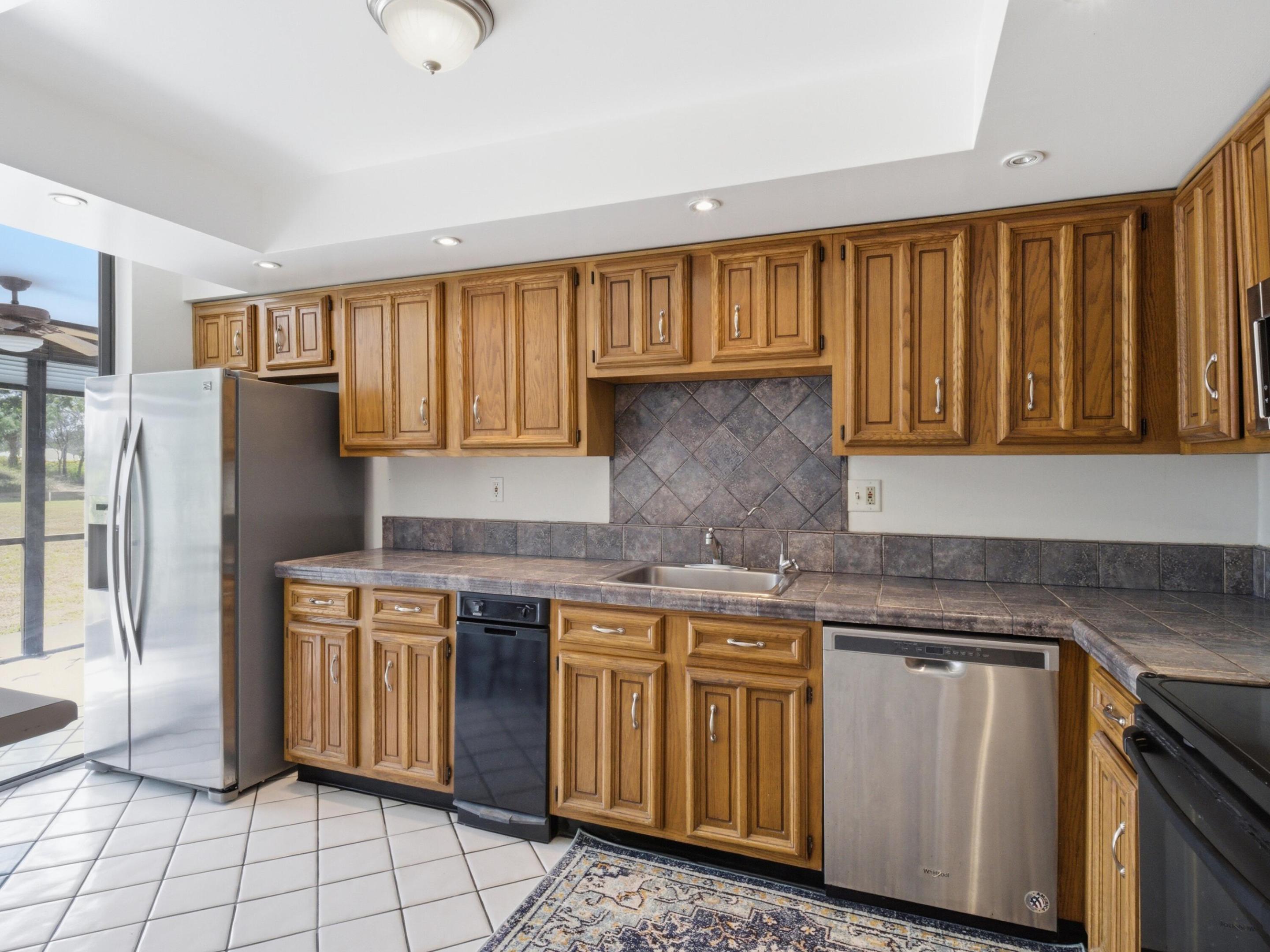 Woodland Lakes - Residential