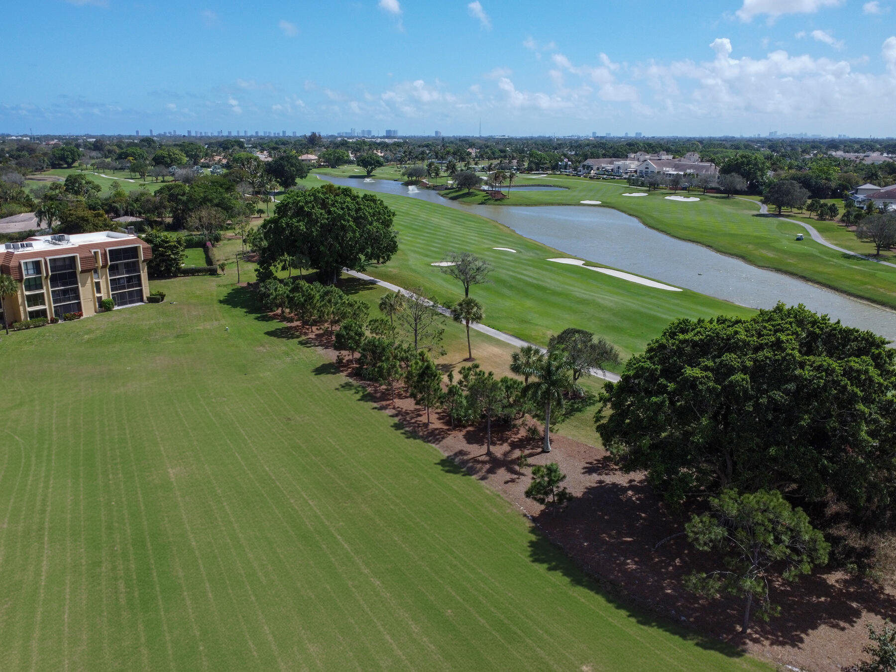 Woodland Lakes - Residential