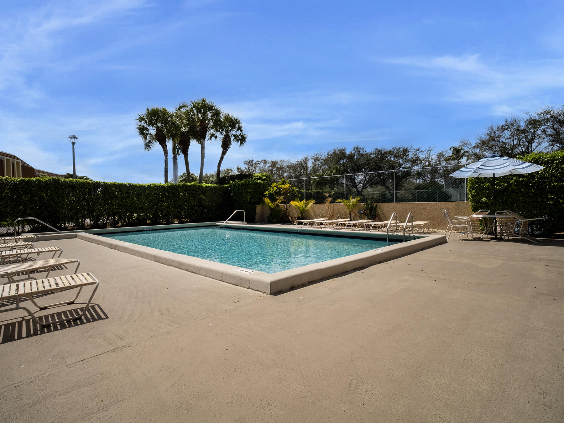 Woodland Lakes - Residential