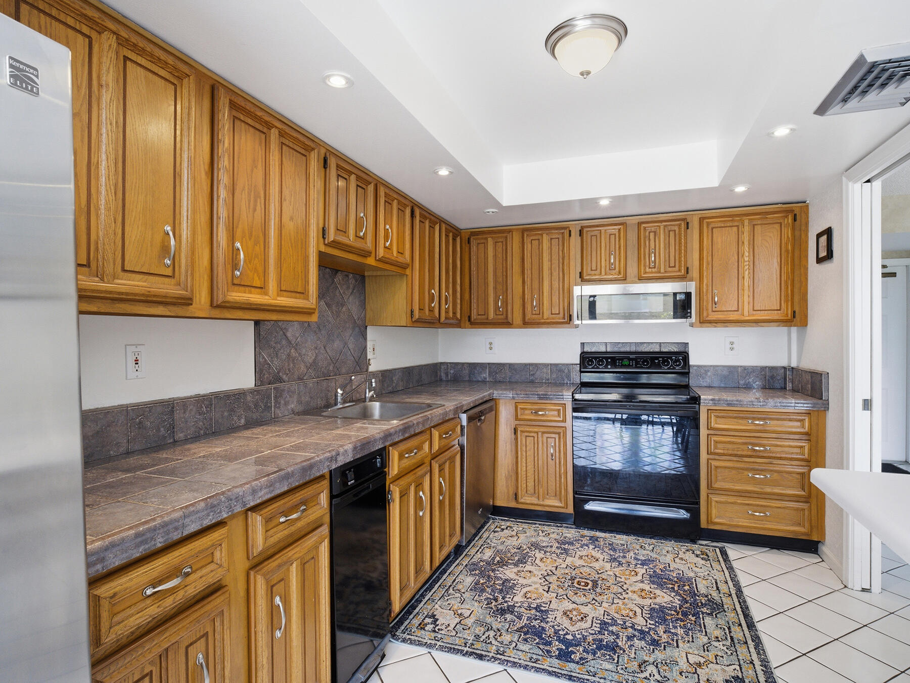 Woodland Lakes - Residential