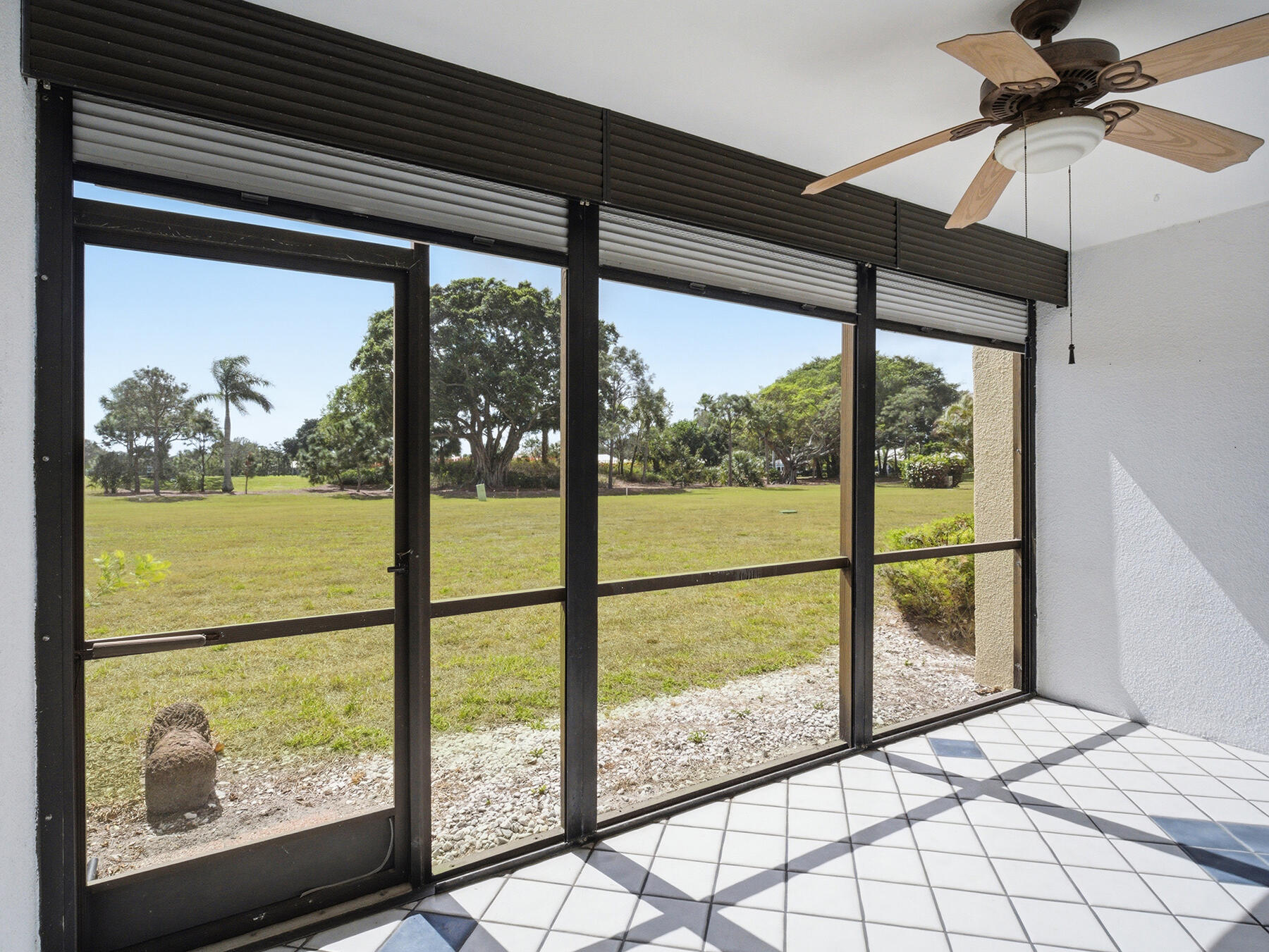 Woodland Lakes - Residential