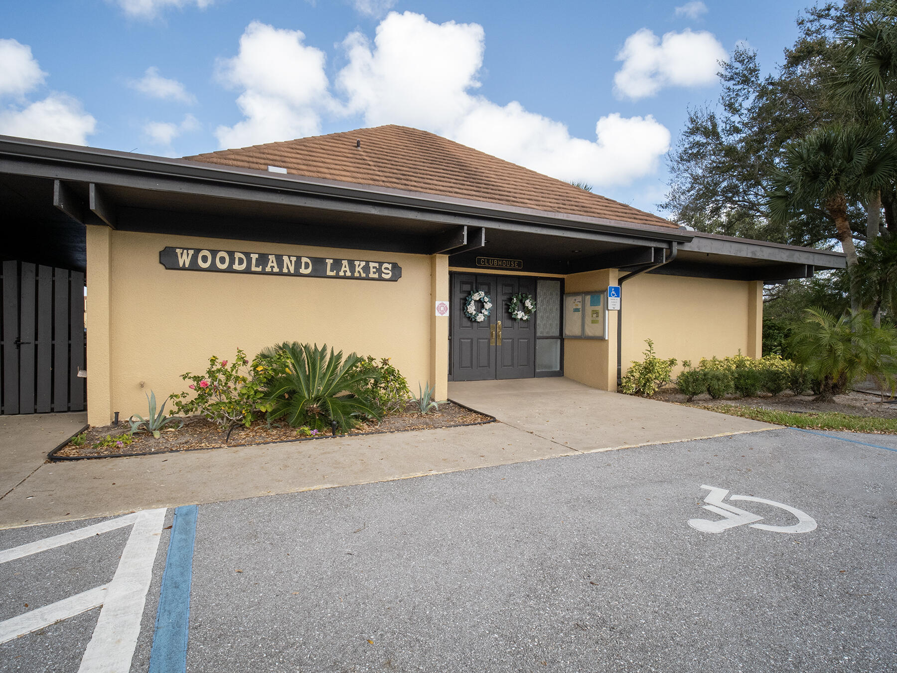 Woodland Lakes - Residential