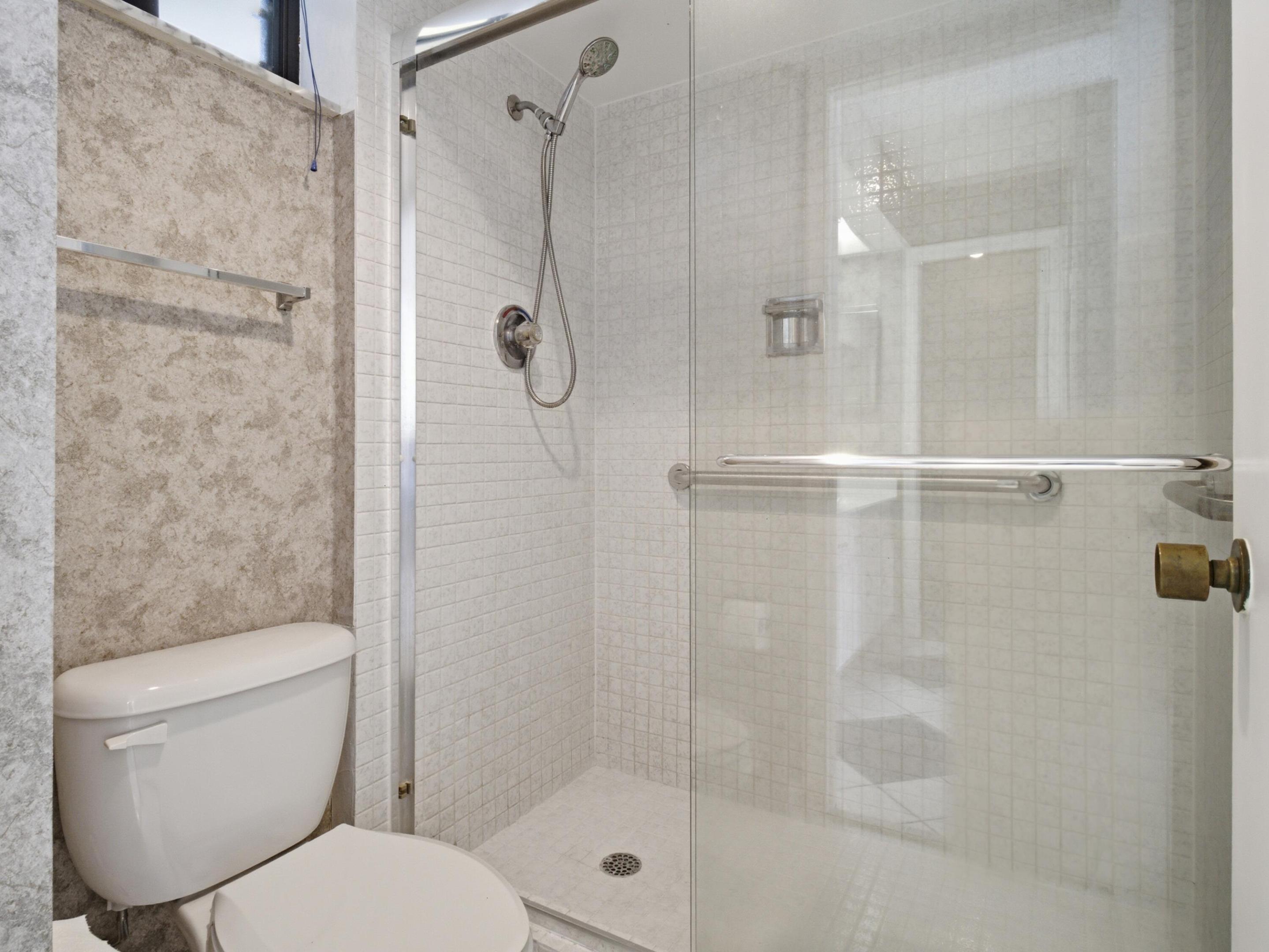 Woodland Lakes - Residential