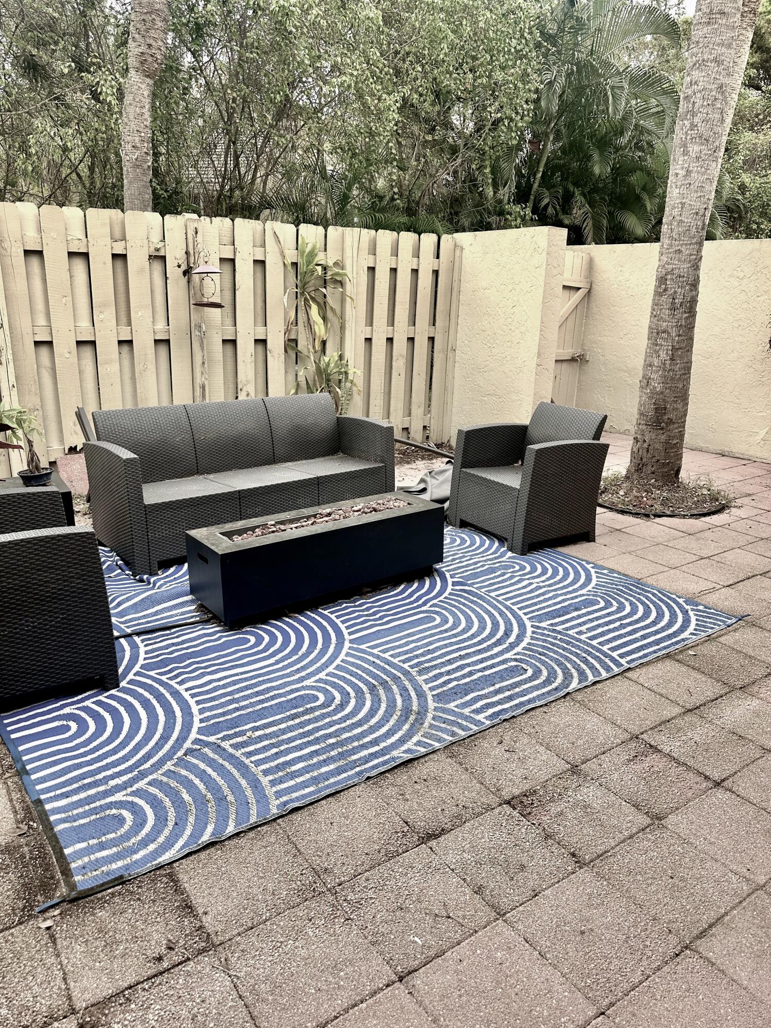 WOODLET CONDO - Residential