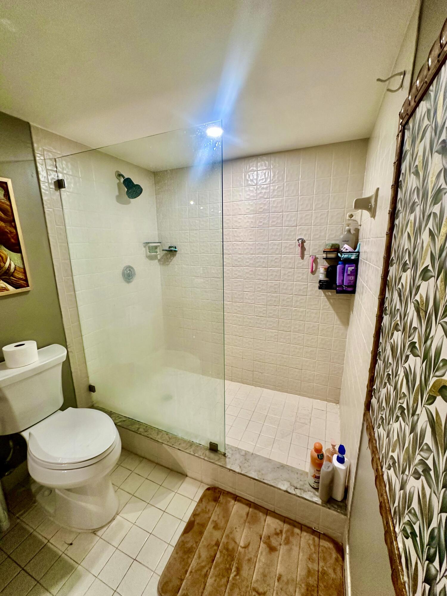 WOODLET CONDO - Residential