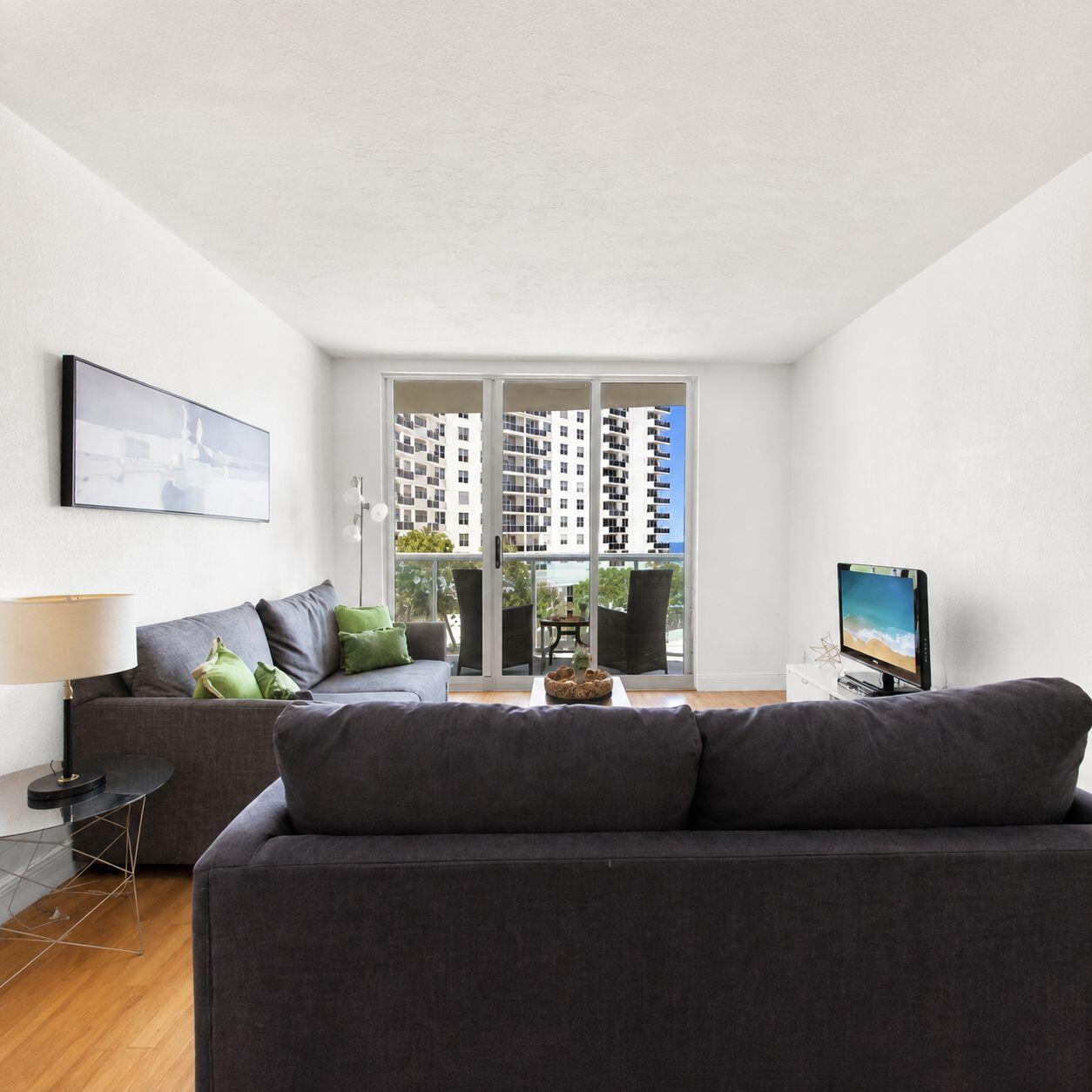 3801 S OCEAN Drive 4Y
