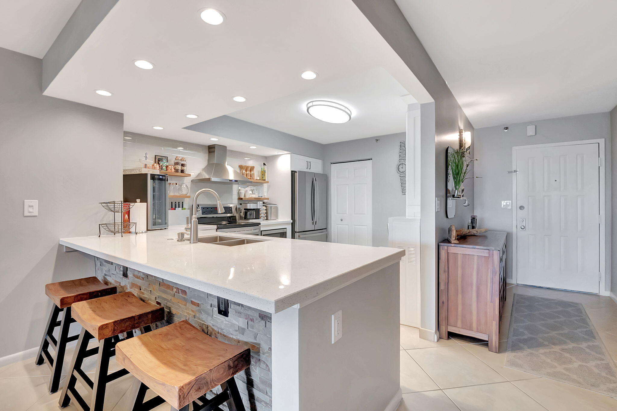 CORONADO AT HIGHLAND BEACH CONDO - Residential Lease