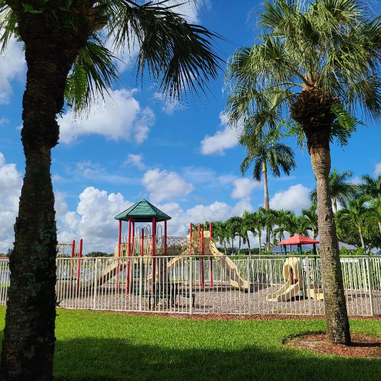 BOCA LANDINGS - Residential Lease