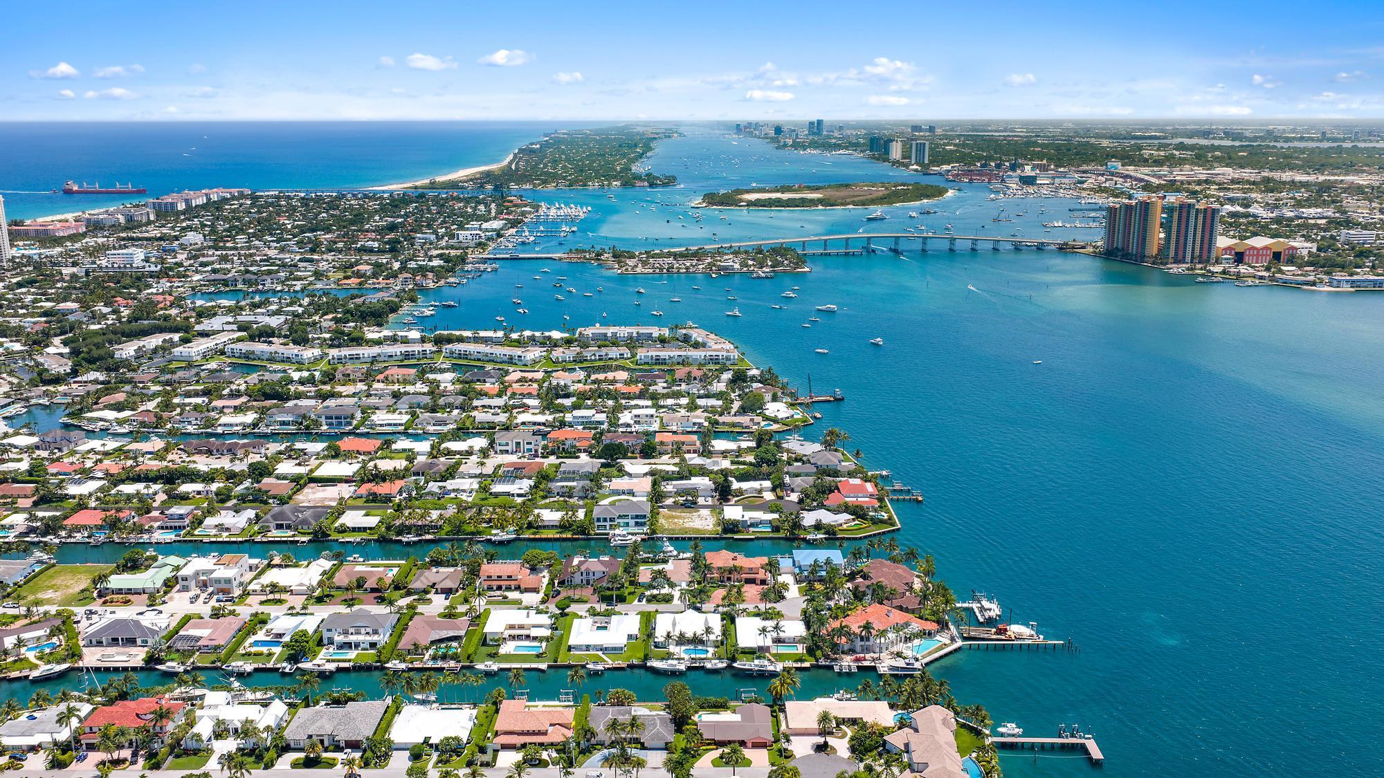 PALM BEACH ISLES 2 - Residential