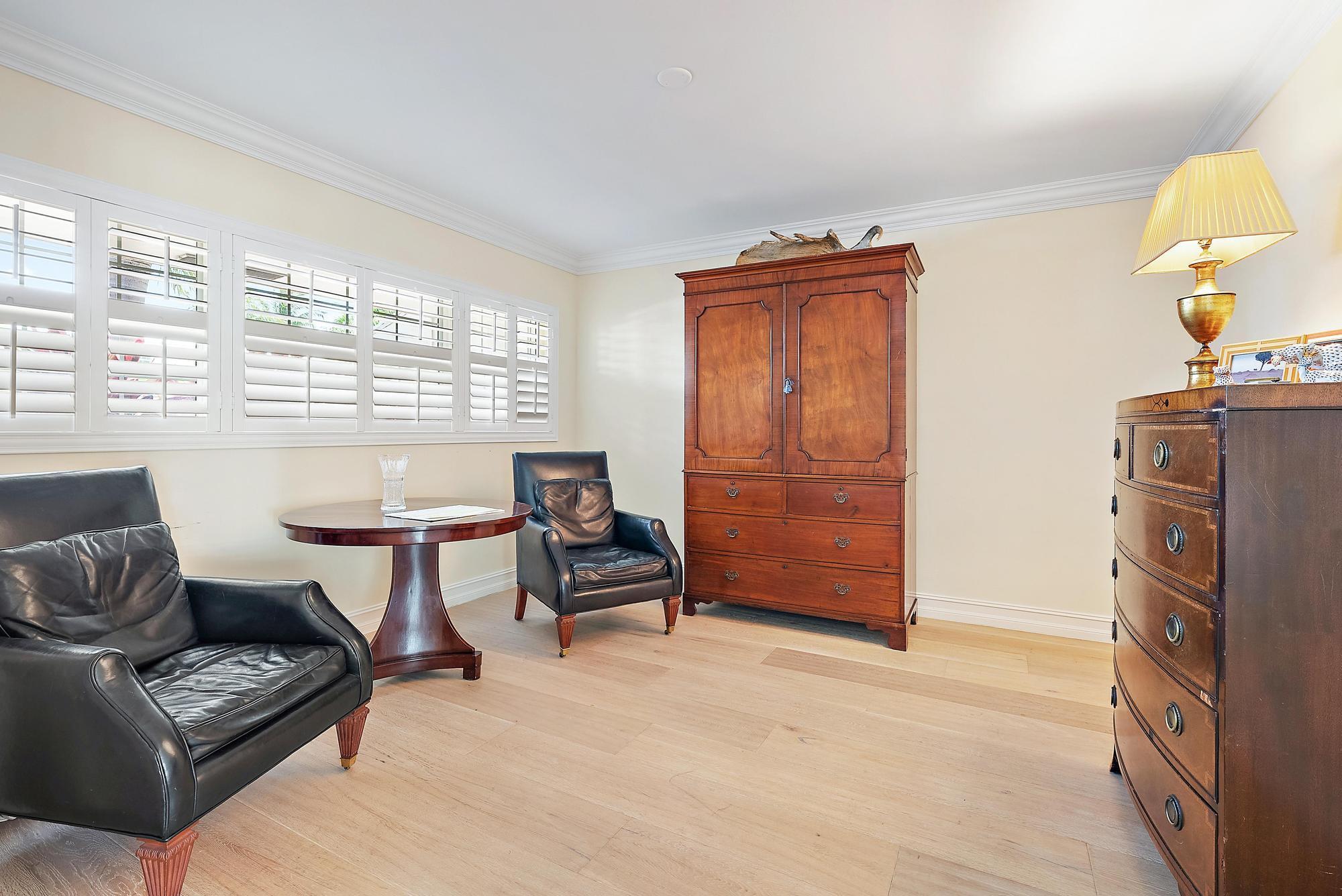 PALM BEACH ISLES 2 - Residential