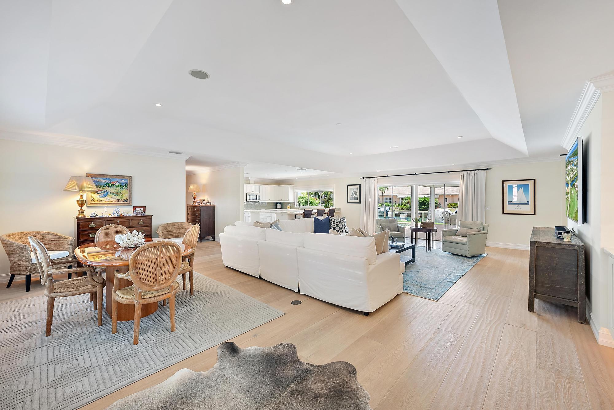 PALM BEACH ISLES 2 - Residential