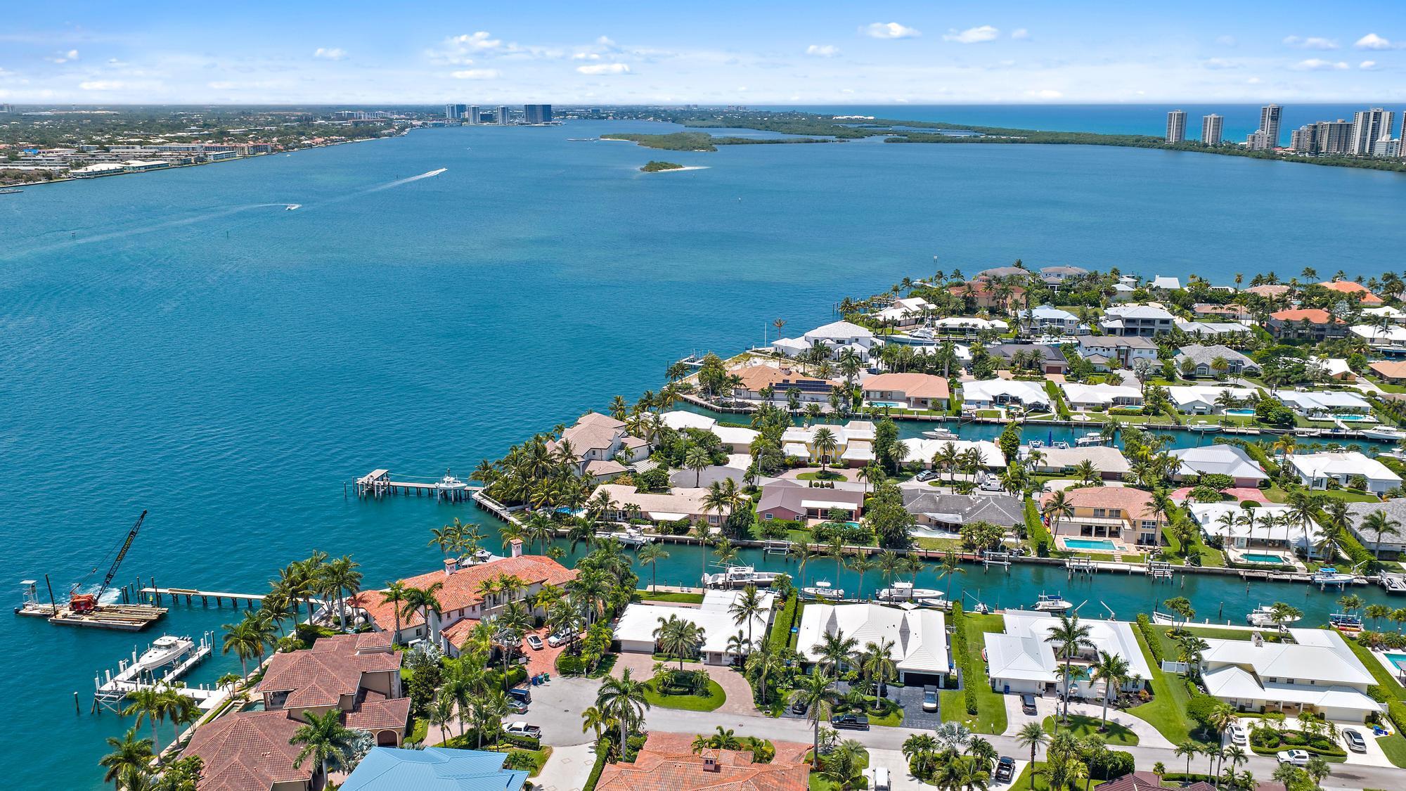 PALM BEACH ISLES 2 - Residential