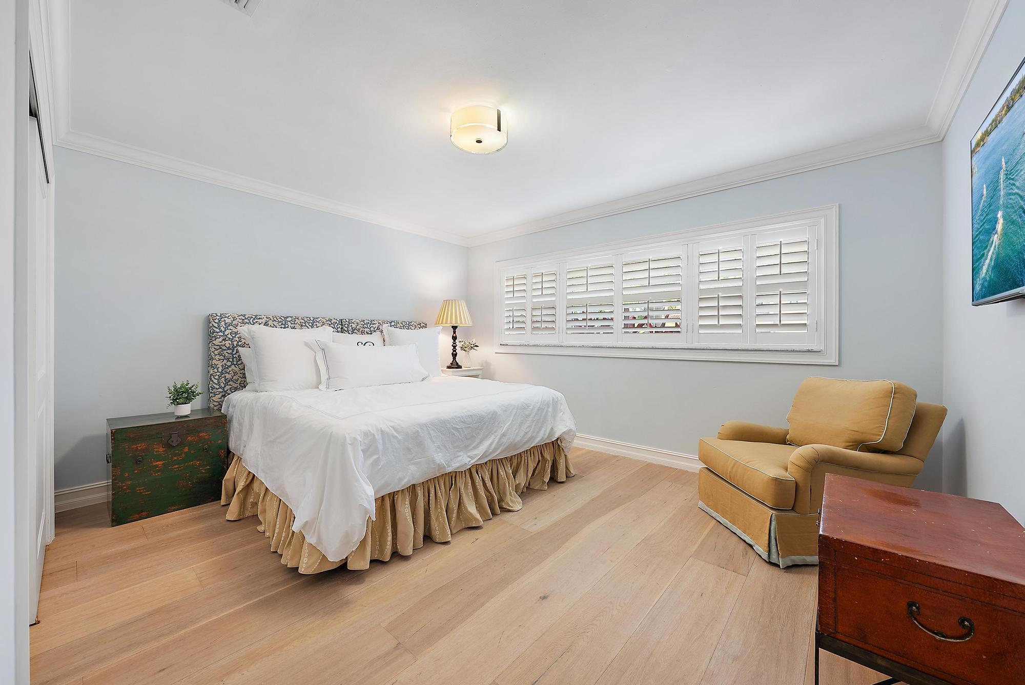 PALM BEACH ISLES 2 - Residential