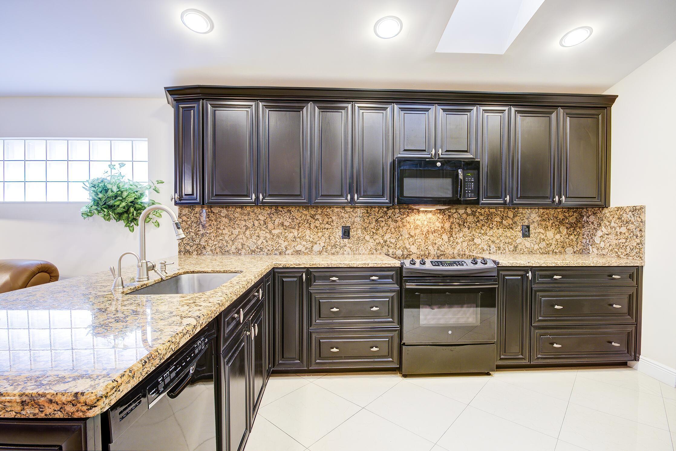 CORAL LAKES 2 - Residential