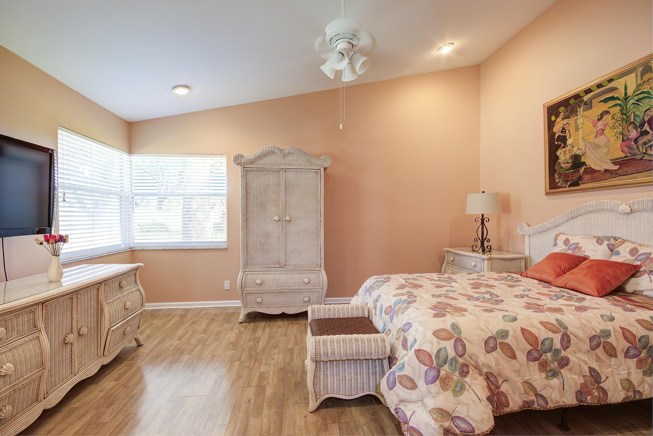 CORAL LAKES 2 - Residential