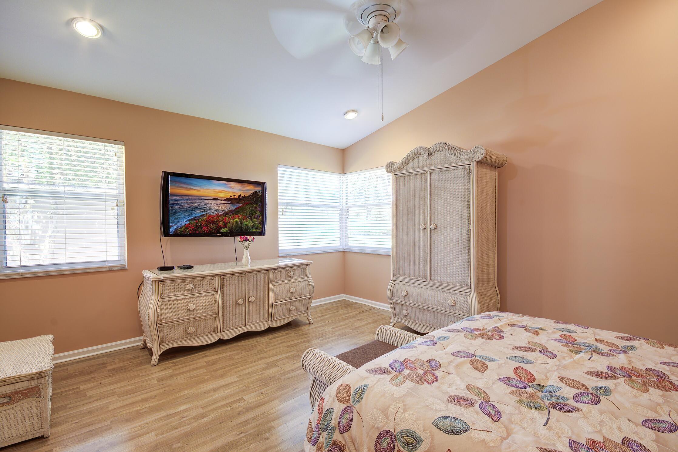 CORAL LAKES 2 - Residential