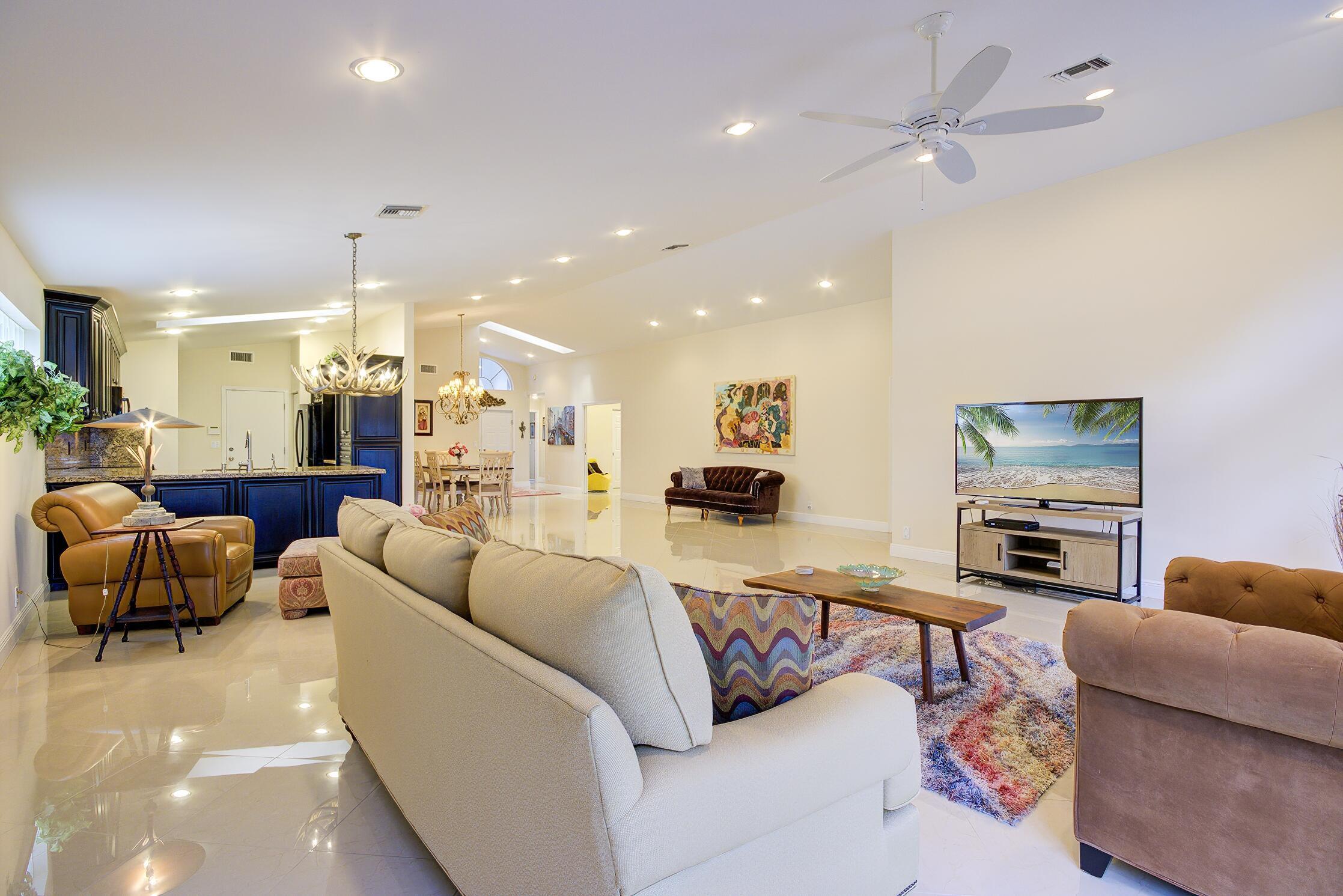 CORAL LAKES 2 - Residential