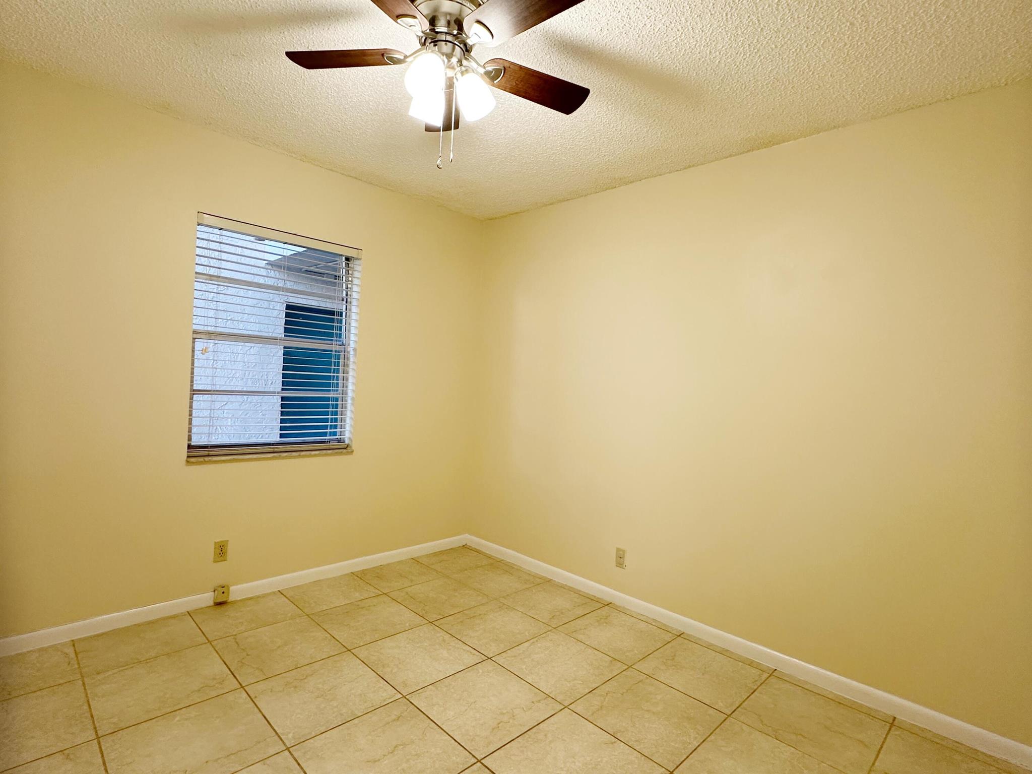 COUNTRY GARDENS CONDO - Residential Lease