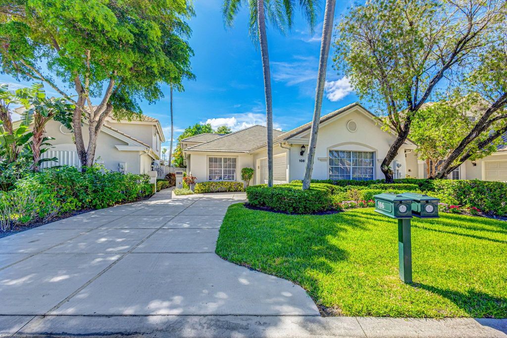Photo of 108 Eagleton Lane, Palm Beach Gardens, FL 33418 (MLS # R11025349)