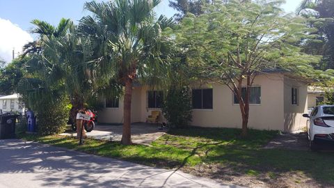 2334 NE 136th Street North Miami Beach FL 33181