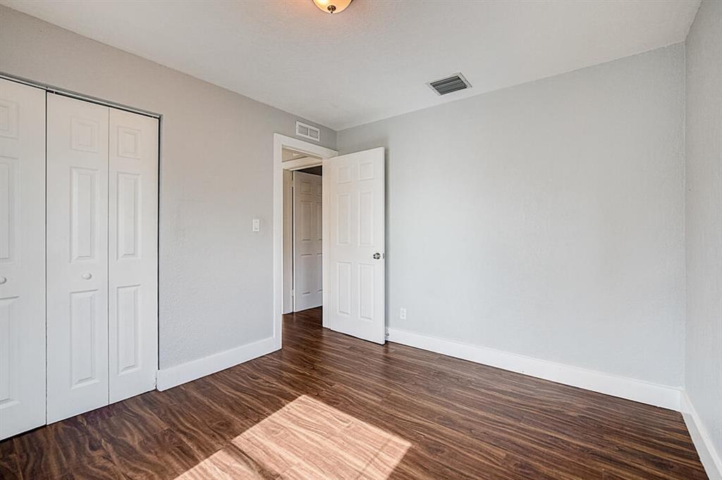 FROST PARK - Residential