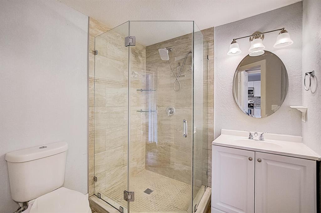 FROST PARK - Residential