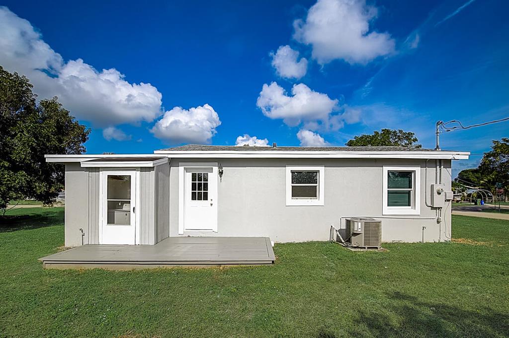 FROST PARK - Residential