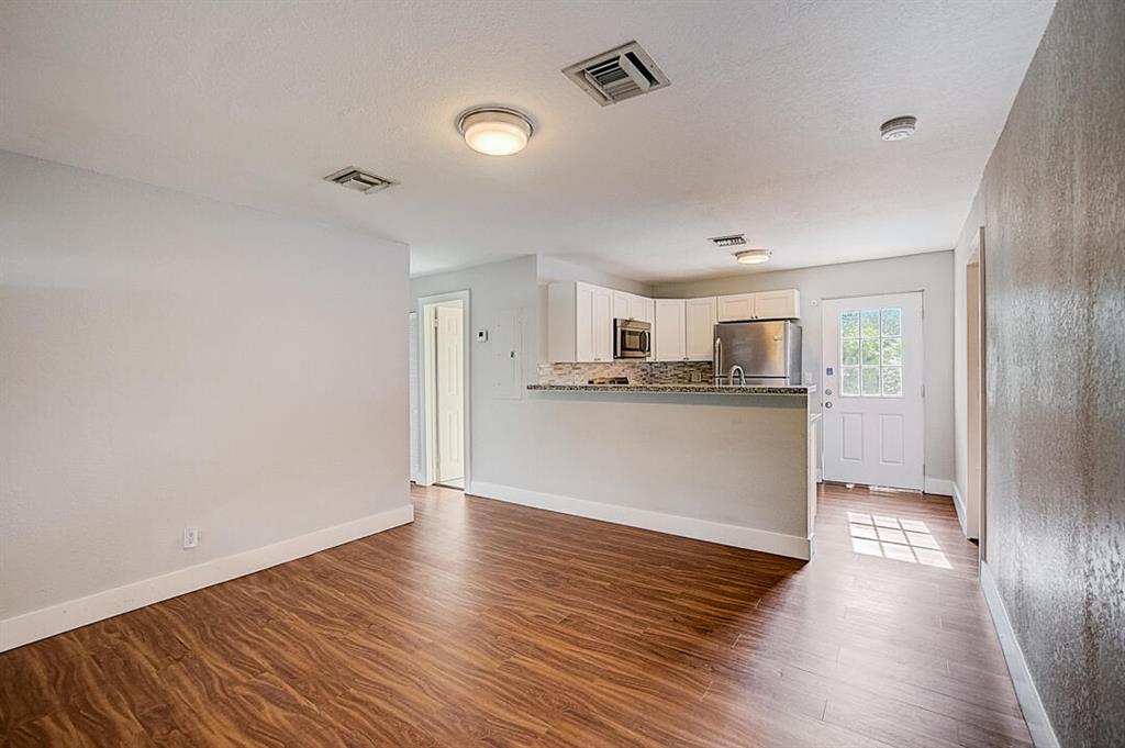 FROST PARK - Residential