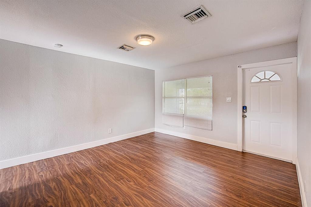 FROST PARK - Residential