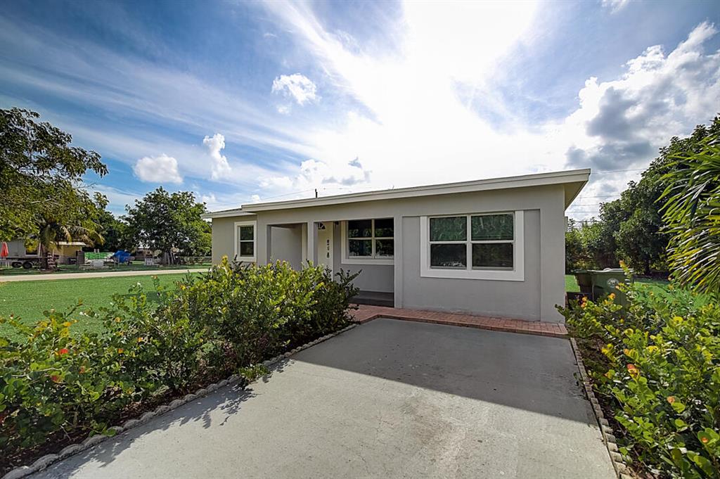 FROST PARK - Residential