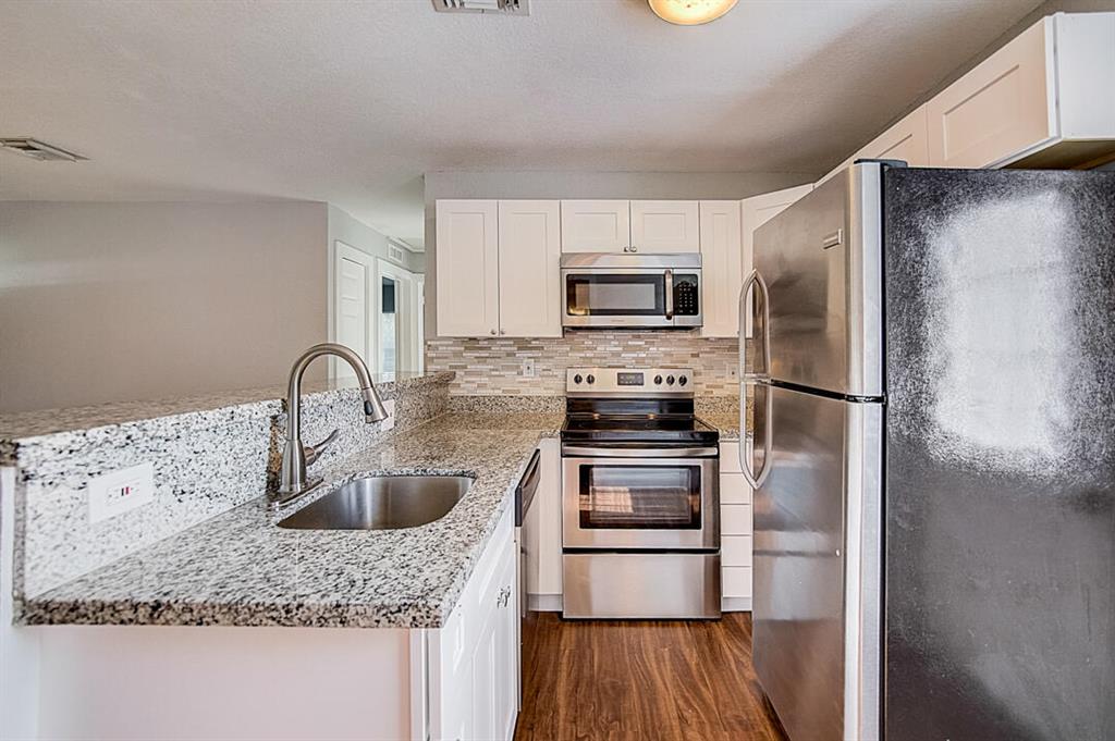 FROST PARK - Residential