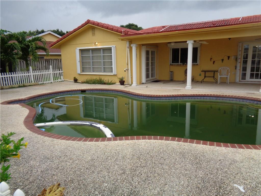 ROYAL PALM SOUTH SEC 2 - Residential