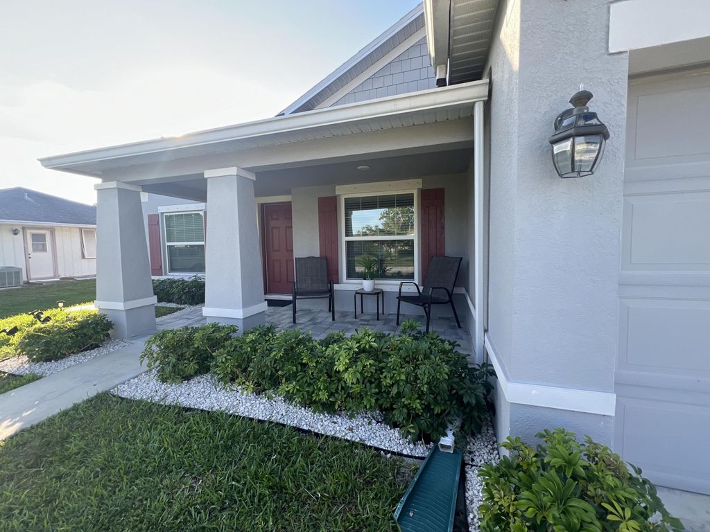 Photo of 189 NE Jettie Terrace, Port Saint Lucie, FL 34983 (MLS # R11002347)