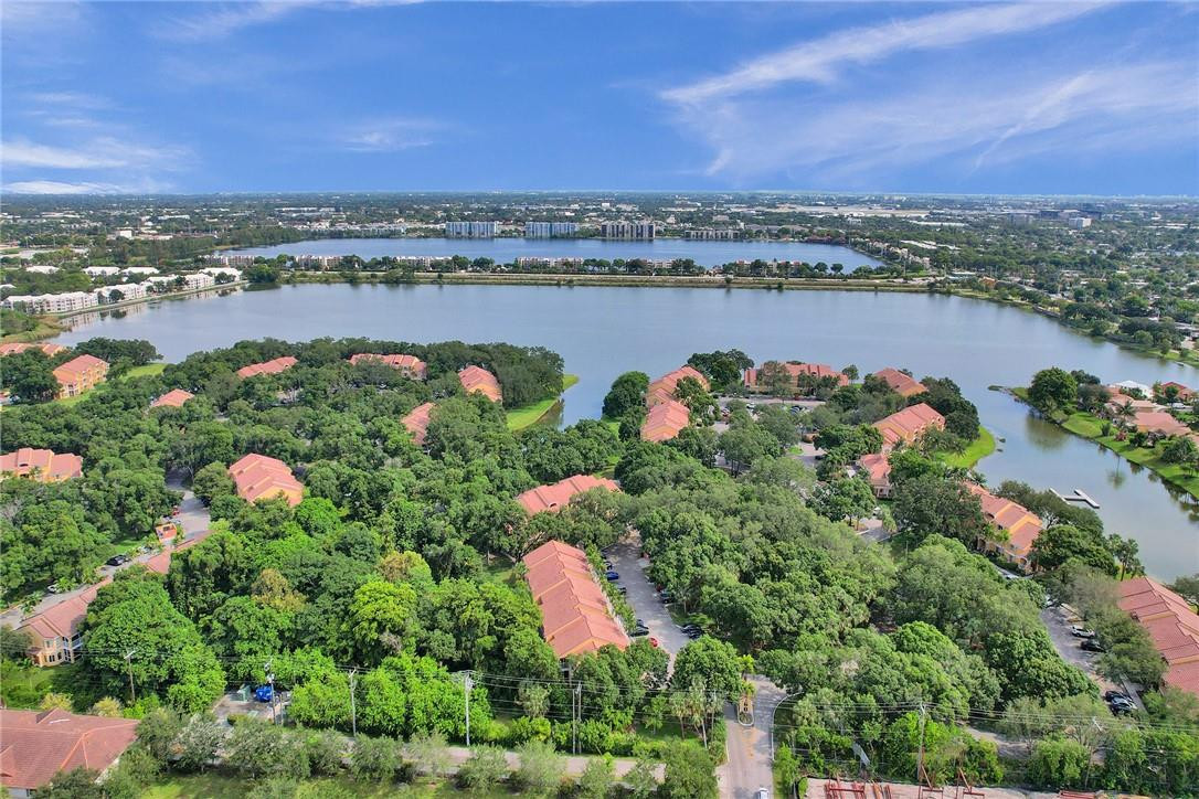 Sailboat Pointe - Residential