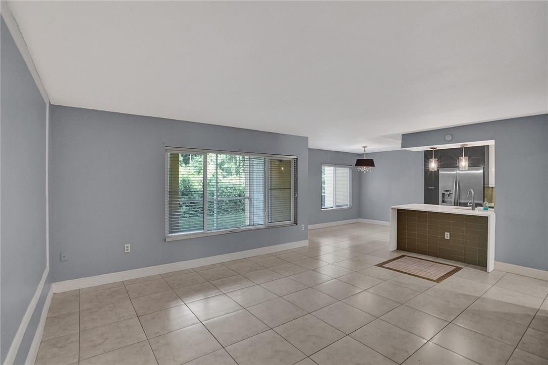 Sailboat Pointe - Residential