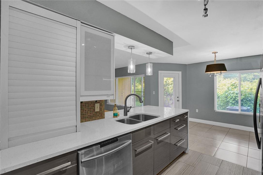 Sailboat Pointe - Residential