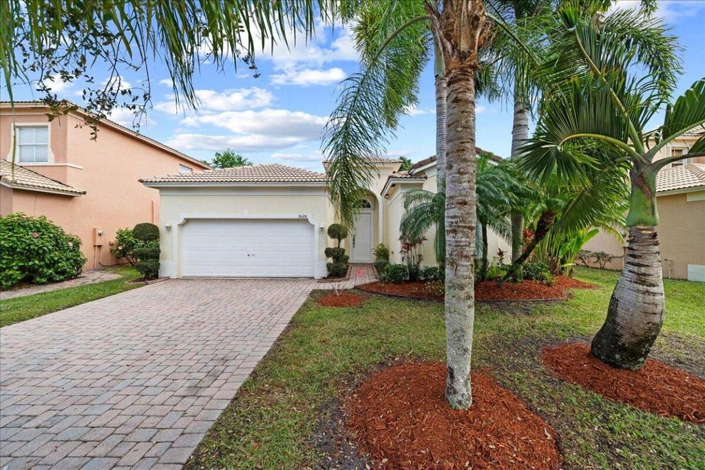 Photo of 5628 Spanish River Road, Fort Pierce, FL 34951 (MLS # R10965870)