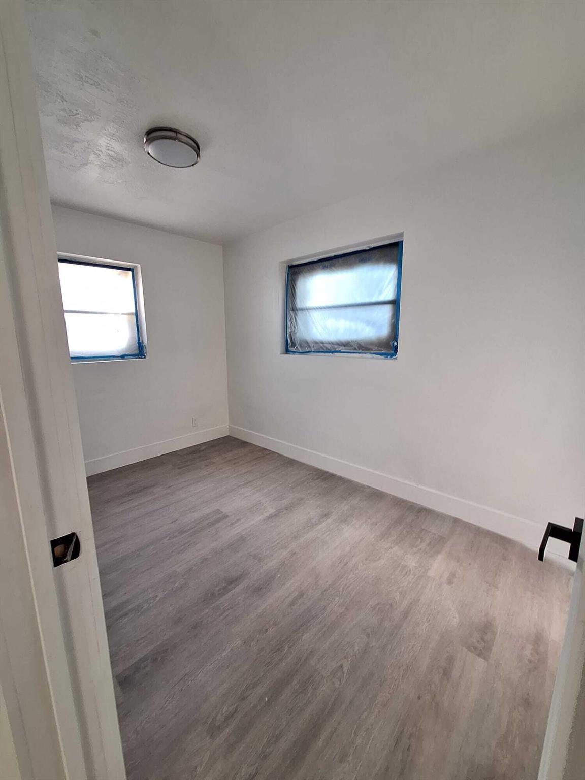 RIVIERA BEACH HEIGHTS ADD 10 - Residential Lease