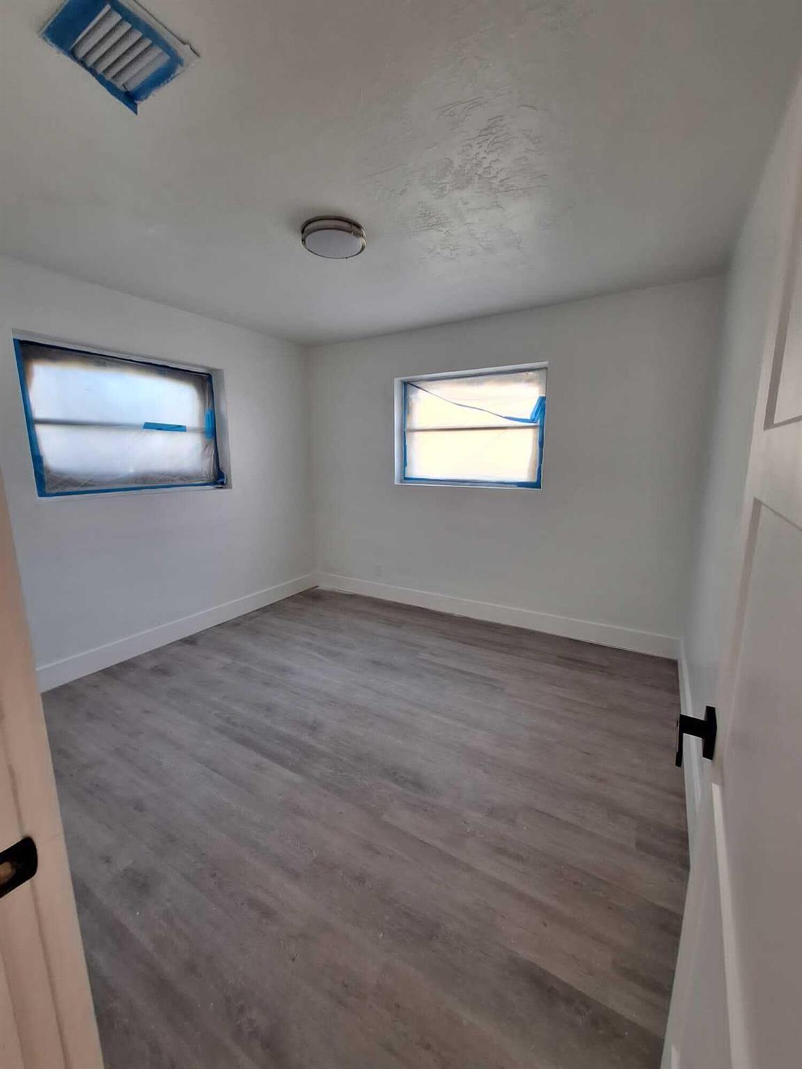 RIVIERA BEACH HEIGHTS ADD 10 - Residential Lease