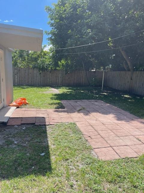 LAKE FOREST SEC ONE - Residential Lease