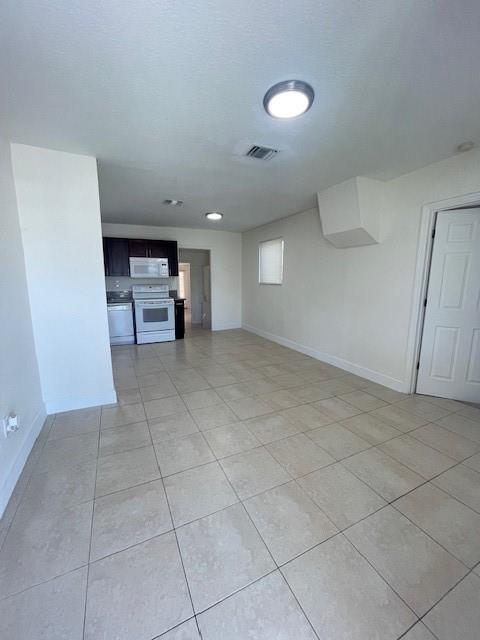 LAKE FOREST SEC ONE - Residential Lease