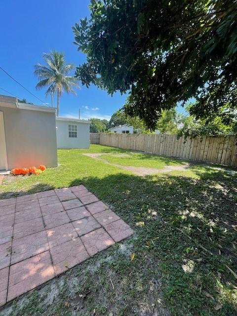 LAKE FOREST SEC ONE - Residential Lease