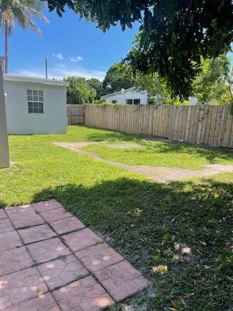 LAKE FOREST SEC ONE - Residential Lease