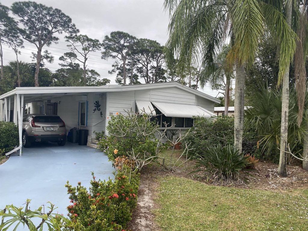 Photo of 39 La Puerta Del Norte, Fort Pierce, FL 34951 (MLS # R10943339)